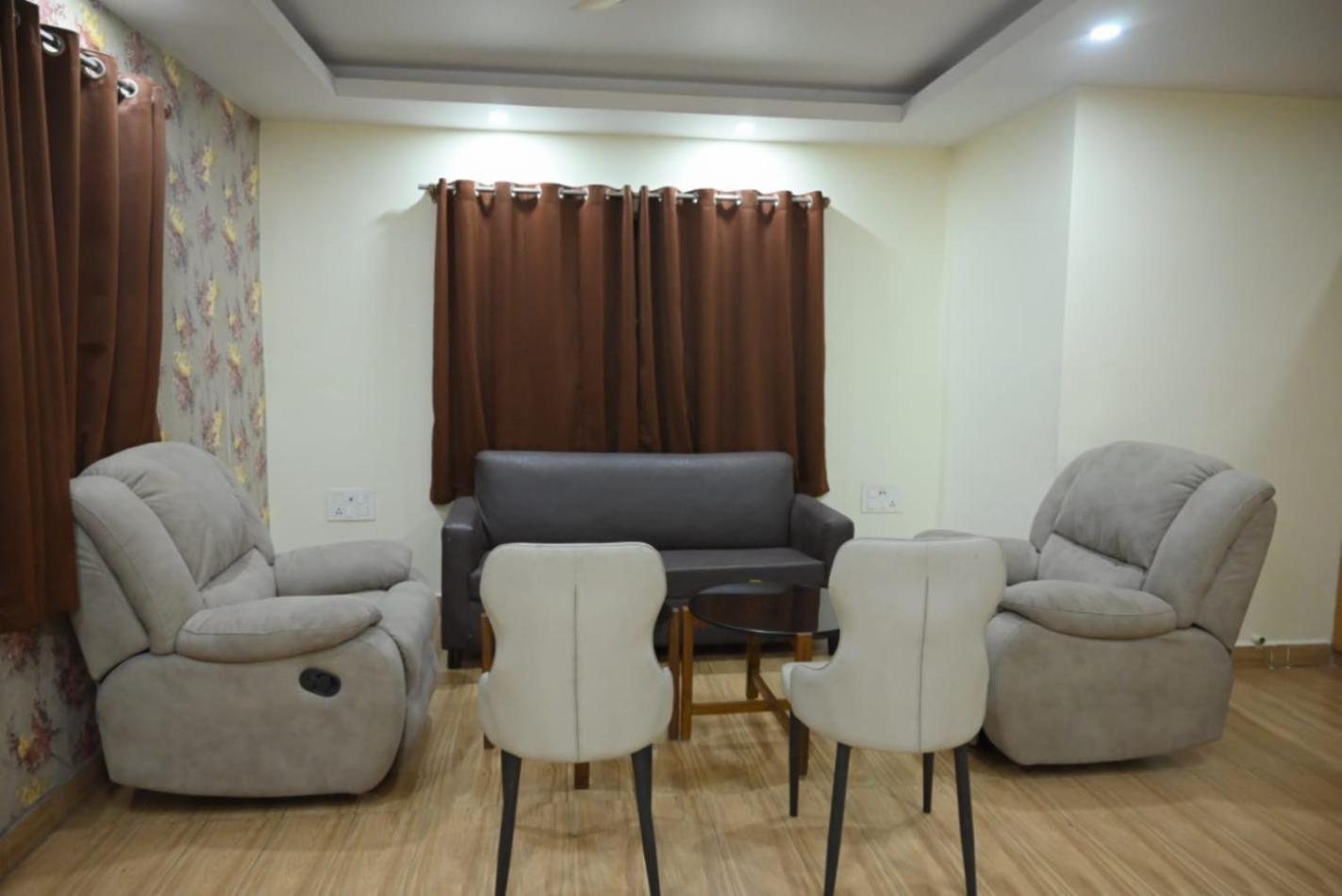 Hotel Jyoti International Āsansol Екстериор снимка